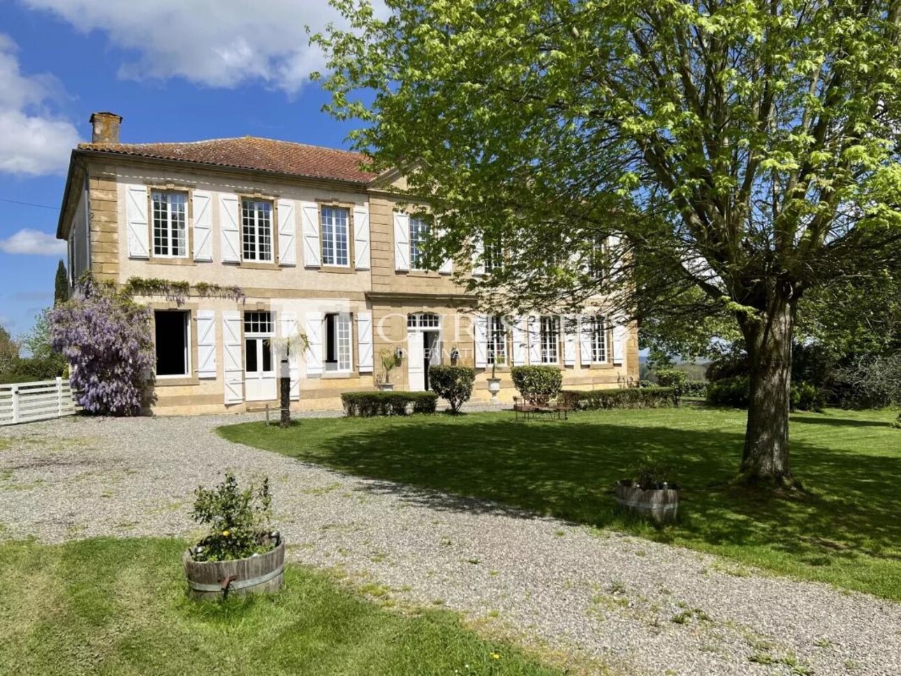 Photos 1 - Prestige - Vente Superbe château de campagne de 1,5 hectare - Toulouse 1hr 15 mins