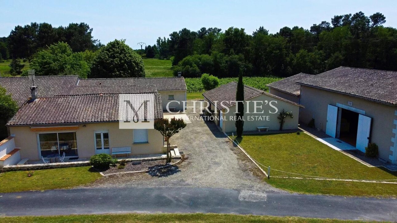 Photos 1 - Viticole - Charmante propriété d'agrément de 3 ha - 1.75 ha de vigne en AOC Côtes de Bordeaux