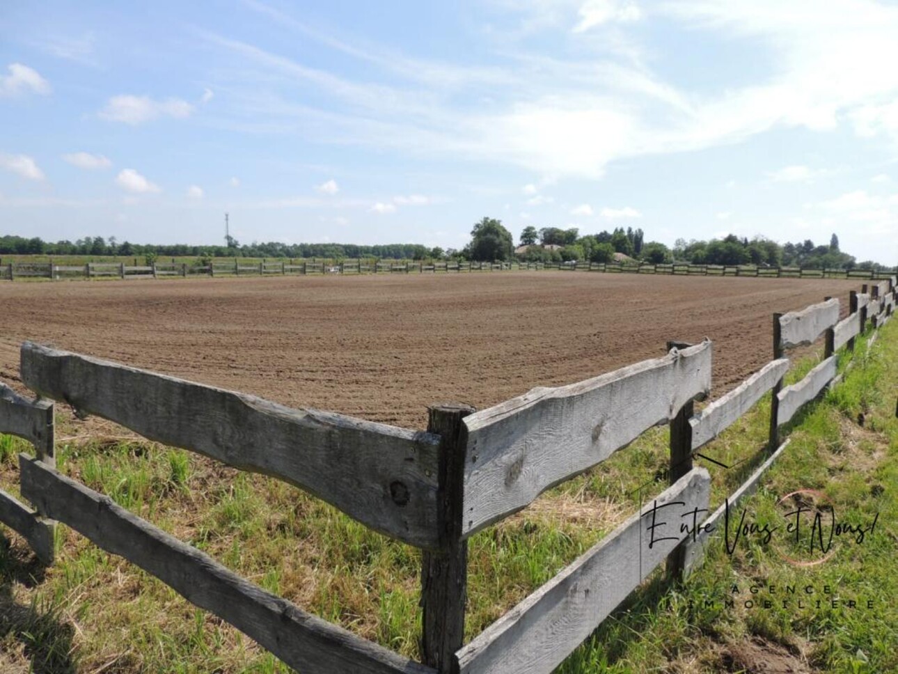 Photos 5 - Equestrian - Ensemble immobilier à fort rendement locatif sur plus de 14ha