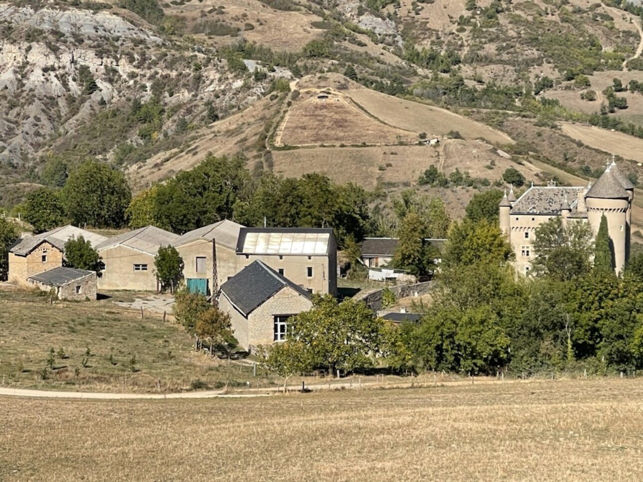 Photos 1 - Tourist - Farm with outbuildings