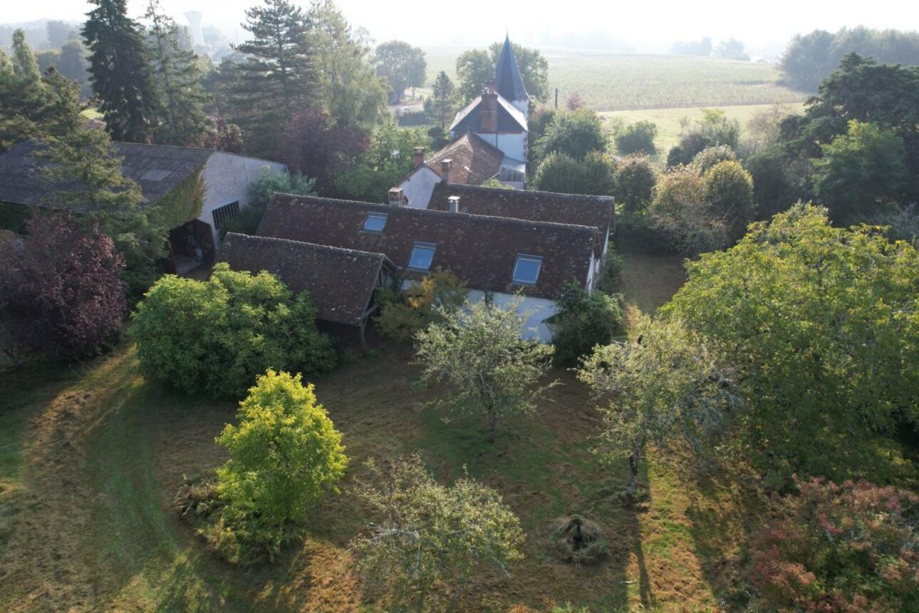 Photos 3 - Touristique - Propriété avec Deux Maisons et un Gîte sur 7,3 ha