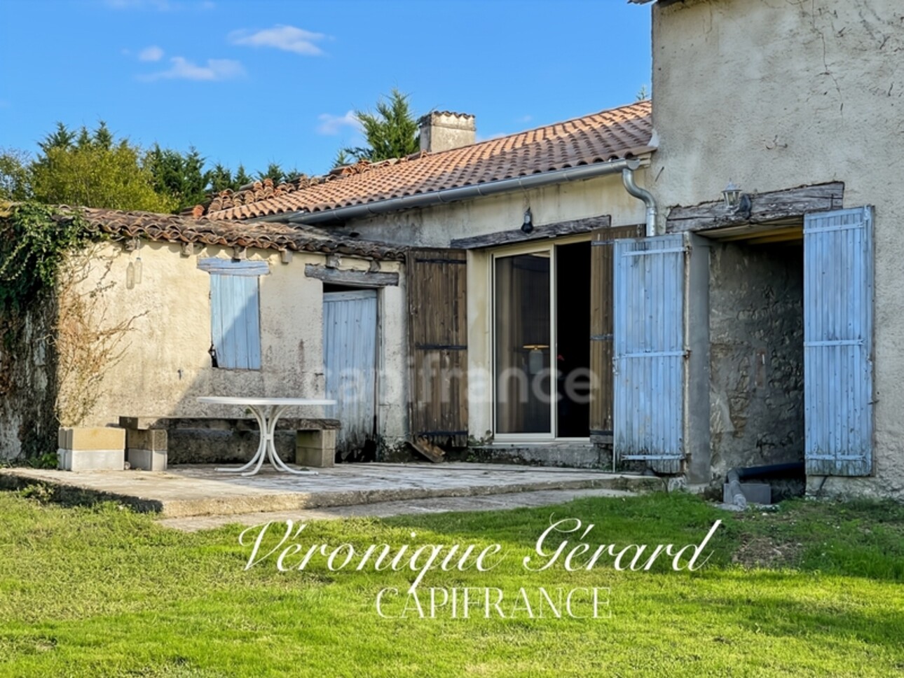 Photos 1 - Tourist - Ancien Corps de ferme de 158 M2 et 247 M2 au sol, avec grange et atelier sur 10 hectares de bois et près