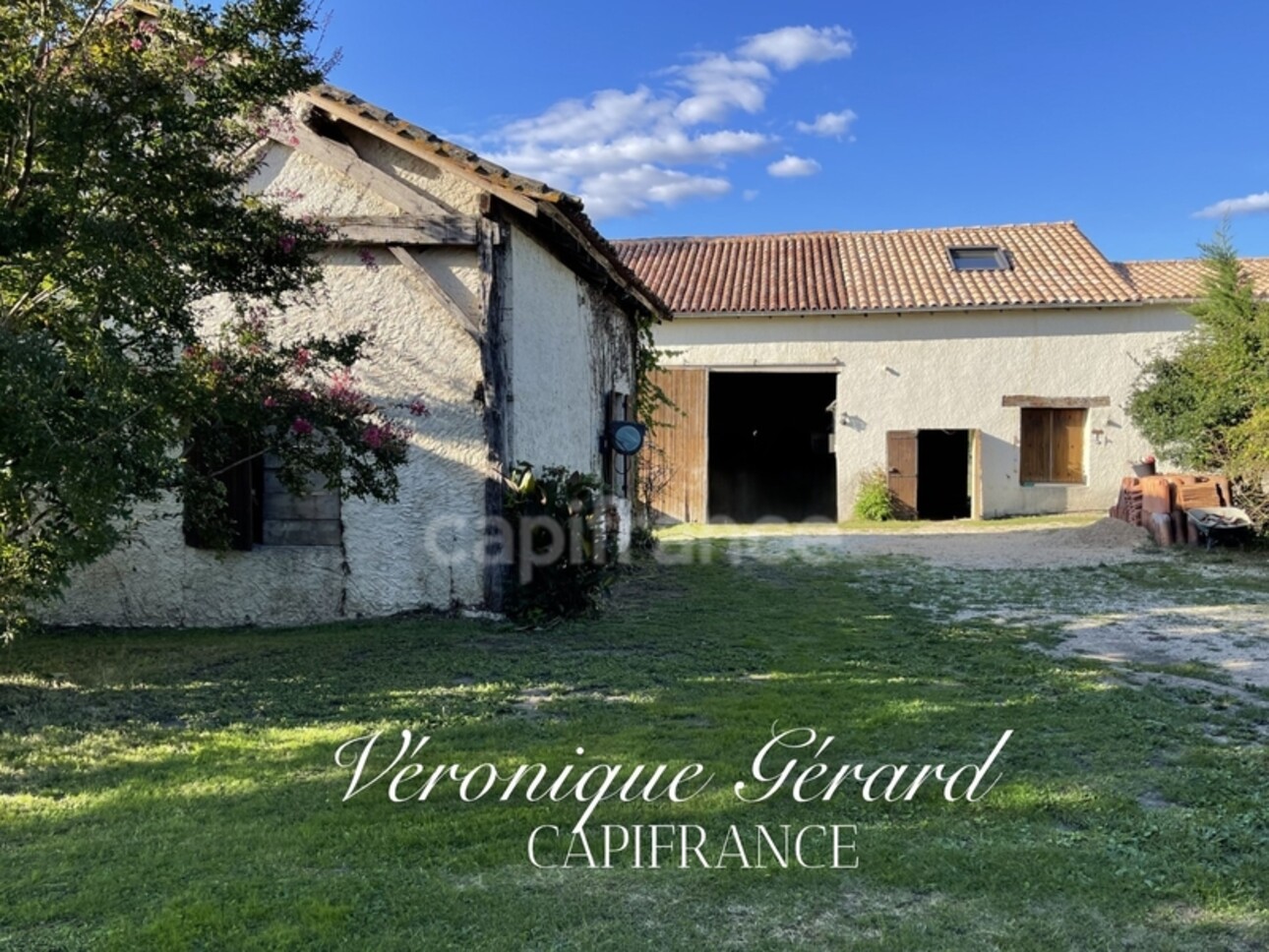 Photos 5 - Tourist - Ancien Corps de ferme de 158 M2 et 247 M2 au sol, avec grange et atelier sur 10 hectares de bois et près