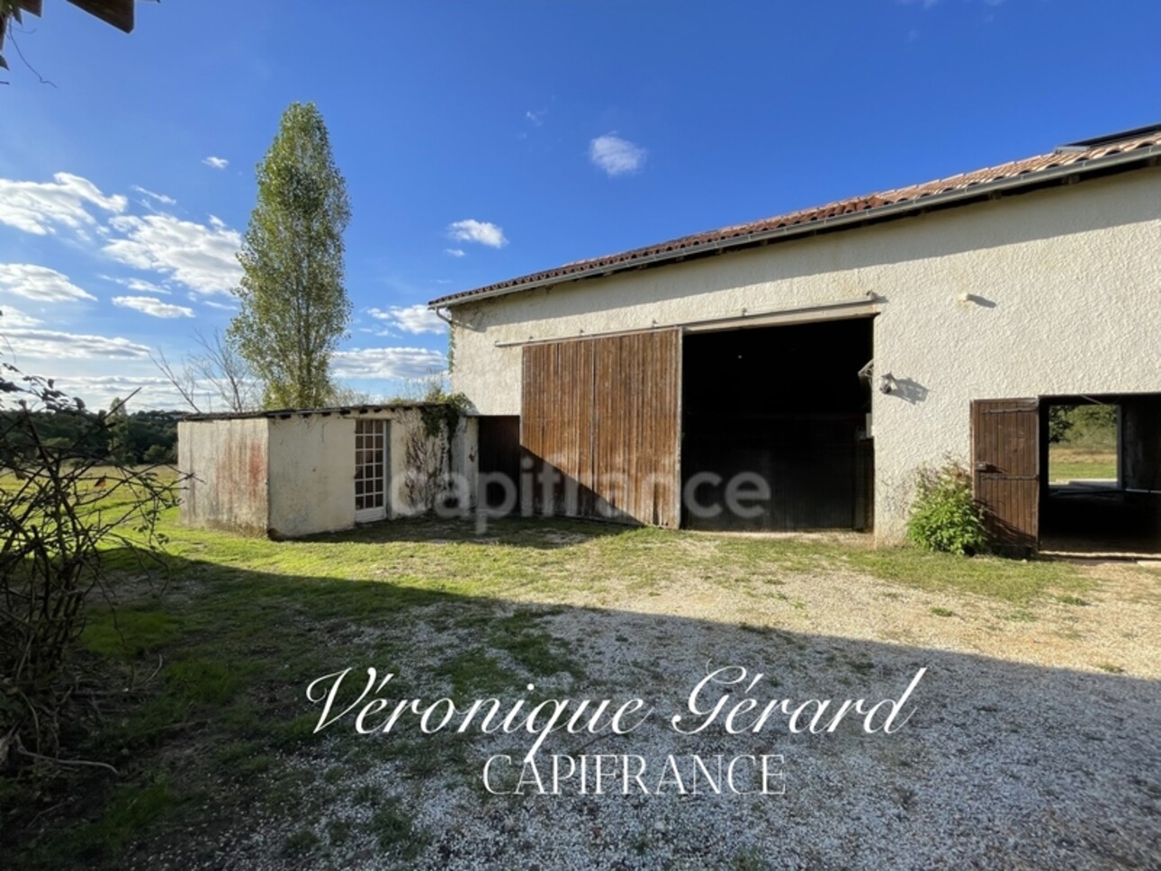 Photos 24 - Tourist - Ancien Corps de ferme de 158 M2 et 247 M2 au sol, avec grange et atelier sur 10 hectares de bois et près