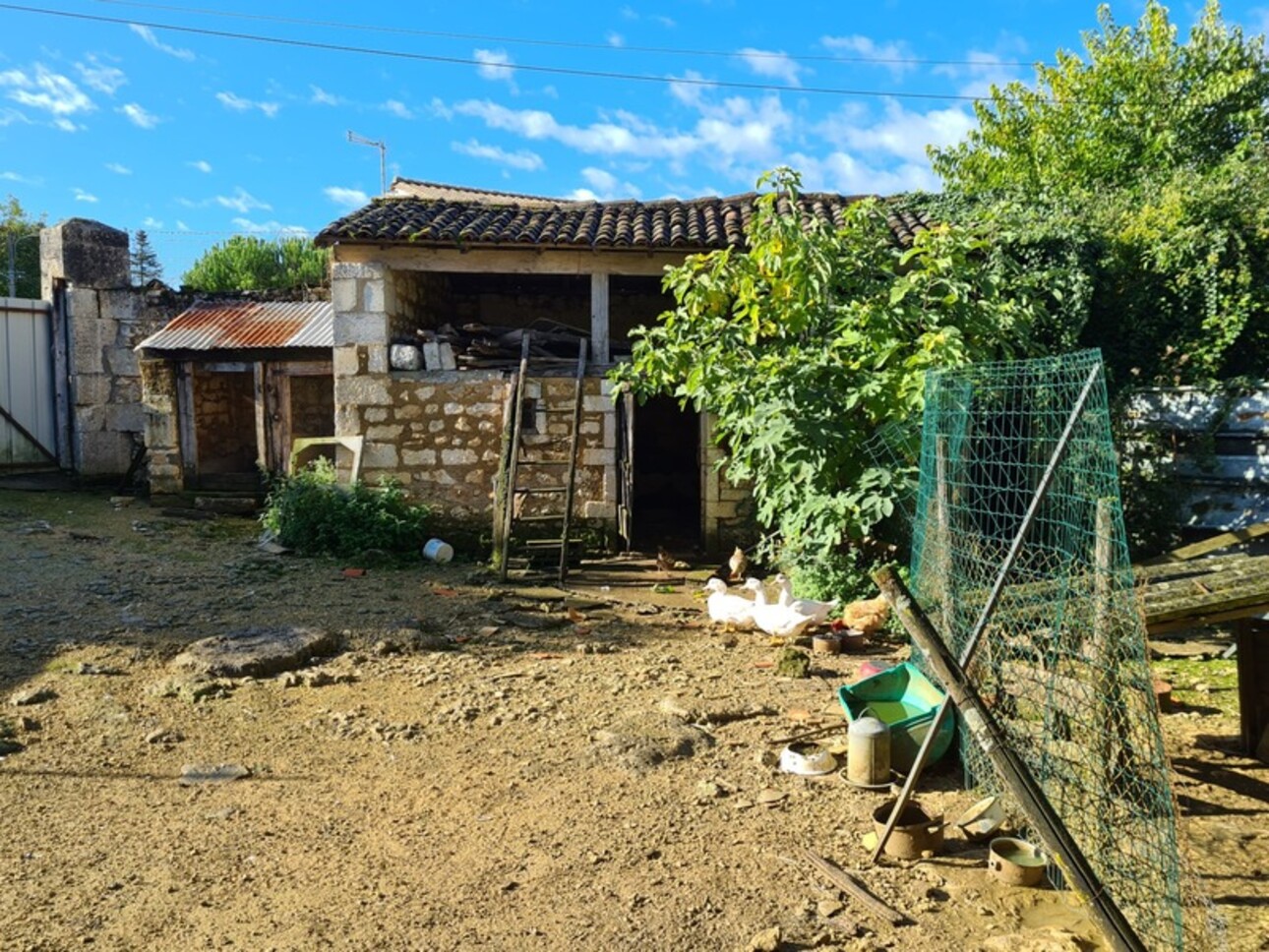 Photos 12 - Touristique - Grange de charme de 120 m2 à restaurer dans secteur recherché