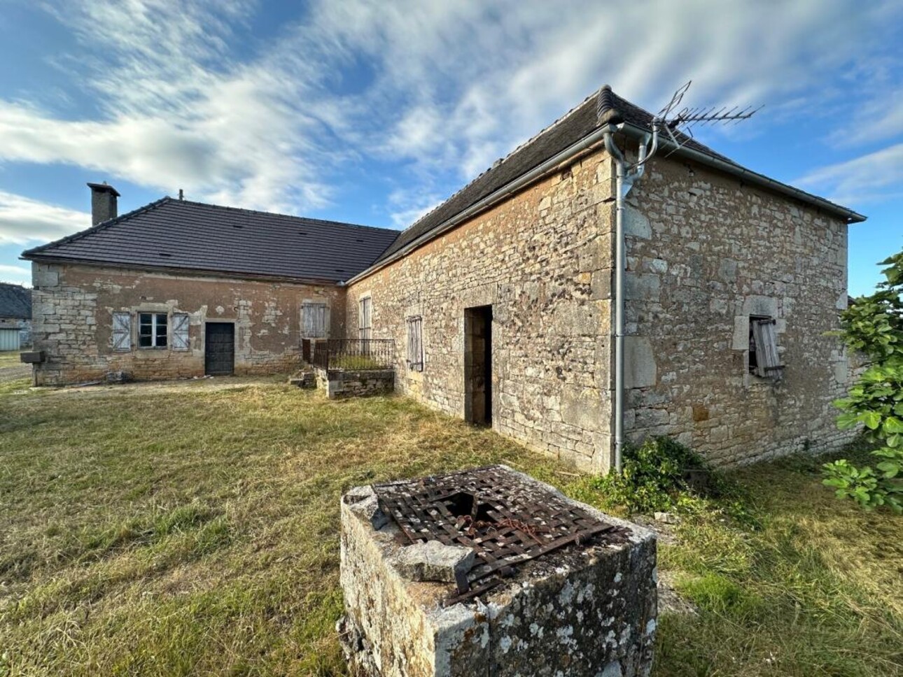 Photos 2 - Tourist - Farm with outbuildings