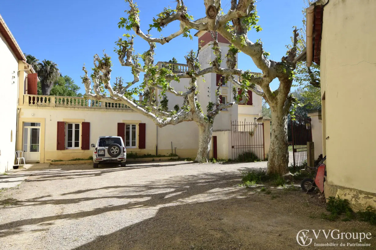 Photos 1 - Equestrian - 19th century estate of 1465 m2, swimming pool on 2.8 hect Narbonne