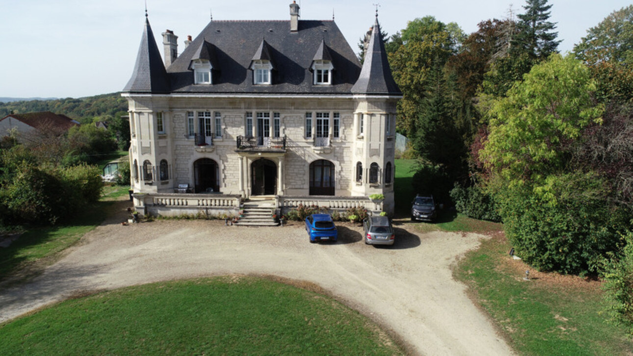 Photos 1 - Prestige - Dpt Aisne (02), à vendre proche de LAON  élégant Château reconstruit en 1923 sur son parc de 1.5 hectare