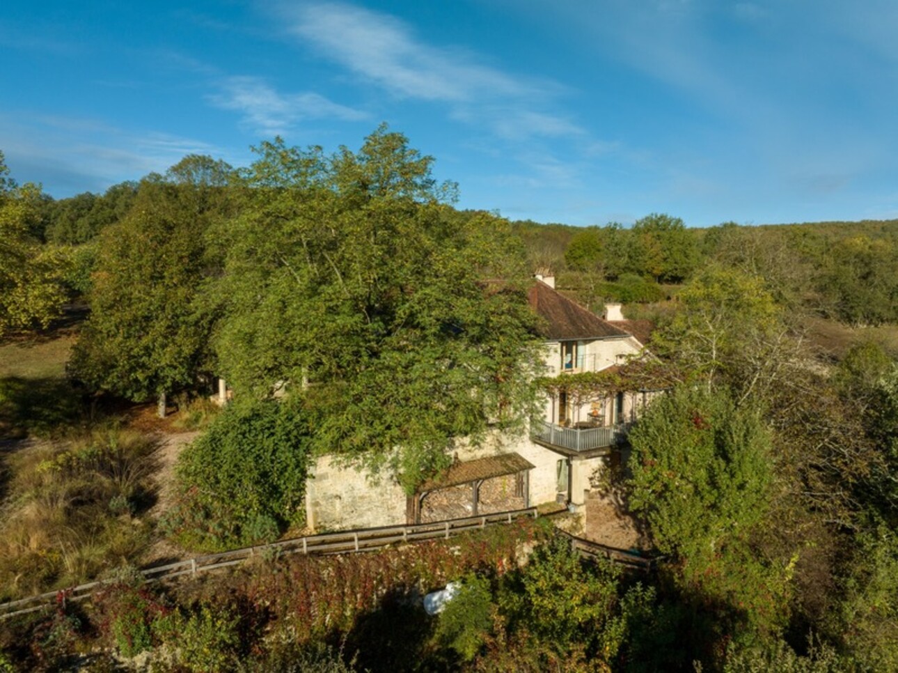 Photos 17 - Prestigious - Exceptional hamlet in a dominant position with almost 560m2 on 3.7 hectares with swimming pool in BO