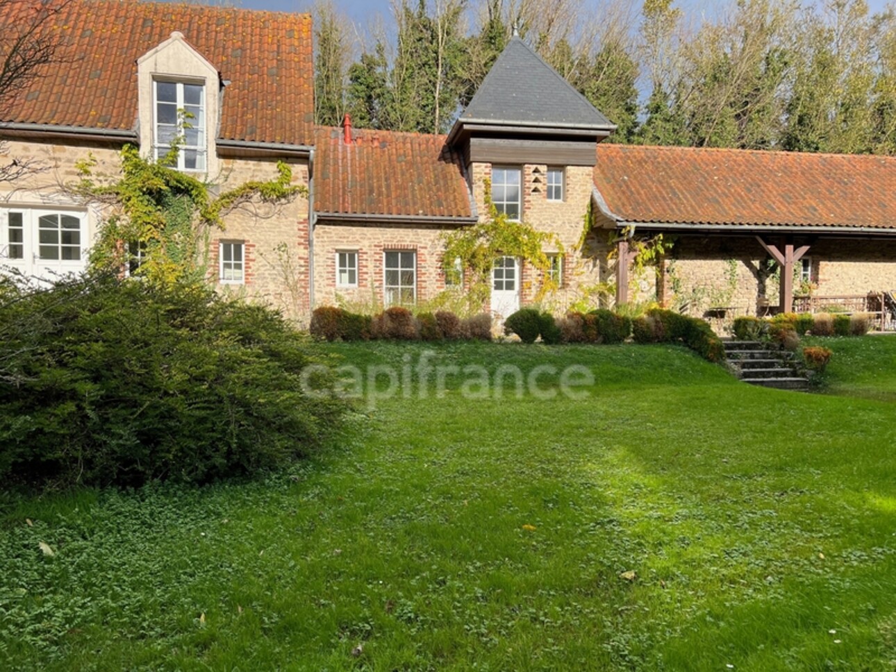 Photos 3 - Prestigious - FOR SALE 30-ROOM PROPERTY COMPLEX - SAINT-LEONARD - 5 ha 50 - 13000 M2 CONSTRUCTIBLE - INDOOR SWIMMI