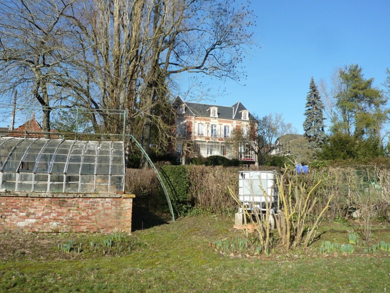 Photos 33 - Prestige - Dpt Aisne (02), CHATEAU THIERRY centre, demeure 1850 de 600 m² habitables et parc clos de murs d'1 hectare de 65àà