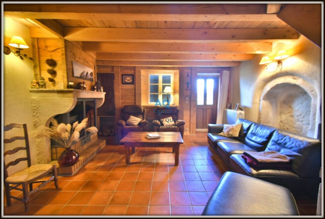 Photos 13 - Tourist - For sale - Property - 340 m² (570 m² total) - 10 rooms - Le Poizat-Lalleyriat (01)