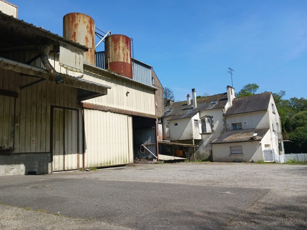 Photos 14 - Agricole - SEGLIEN MOULIN MAISON BATIMENTS PARCELLE BOISEE DE 1,5 HECTARES