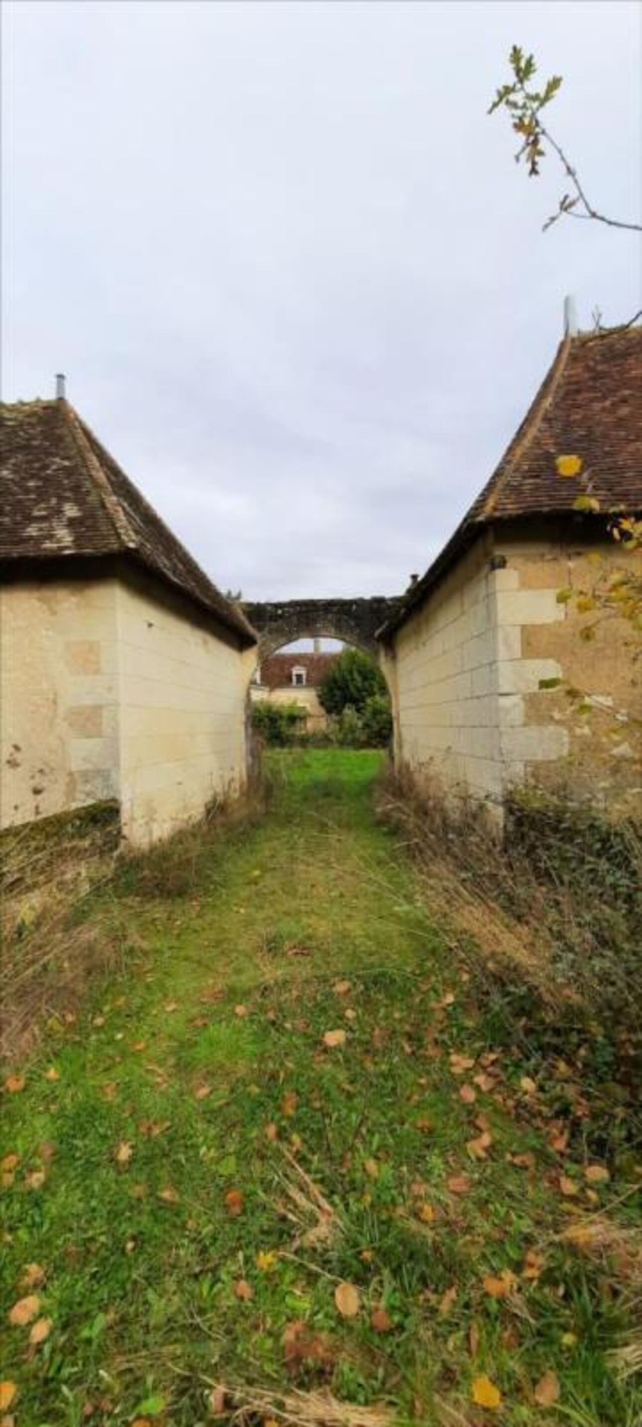 Photos 11 - Tourist - Nord Indre, ferme fortifiée à rénover