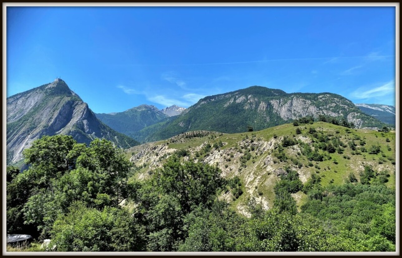 Photos 14 - Touristique - Dpt Savoie (73), à vendre SAINT MICHEL DE MAURIENNE maison P12 de 260m² surface au sol