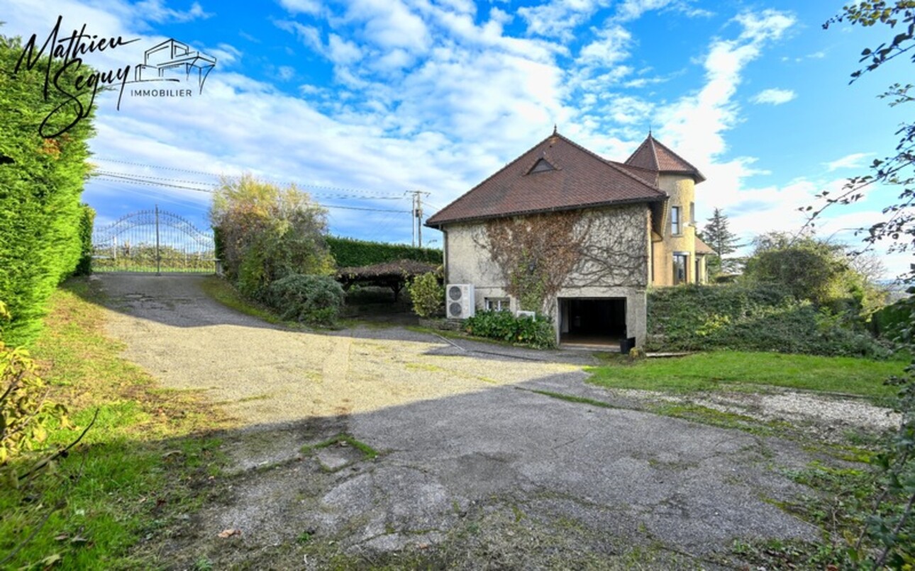 Photos 46 - Prestige - Coup de cœur assuré pour cette propriété composée de 2 bâtiments habitables sur un parc paysager de 4 400 m² dans un cadre rare et verdoyant