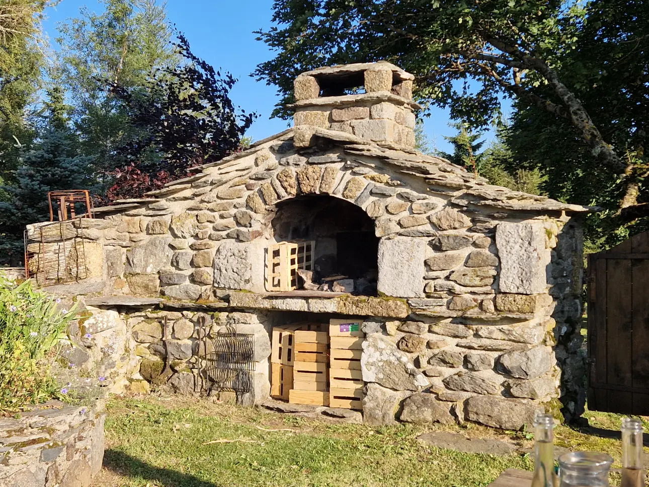 Photos 8 - Touristique - Propriété d'Exception dans le Parc Naturel Régional des Monts d'Ardèche Haute-Loire.