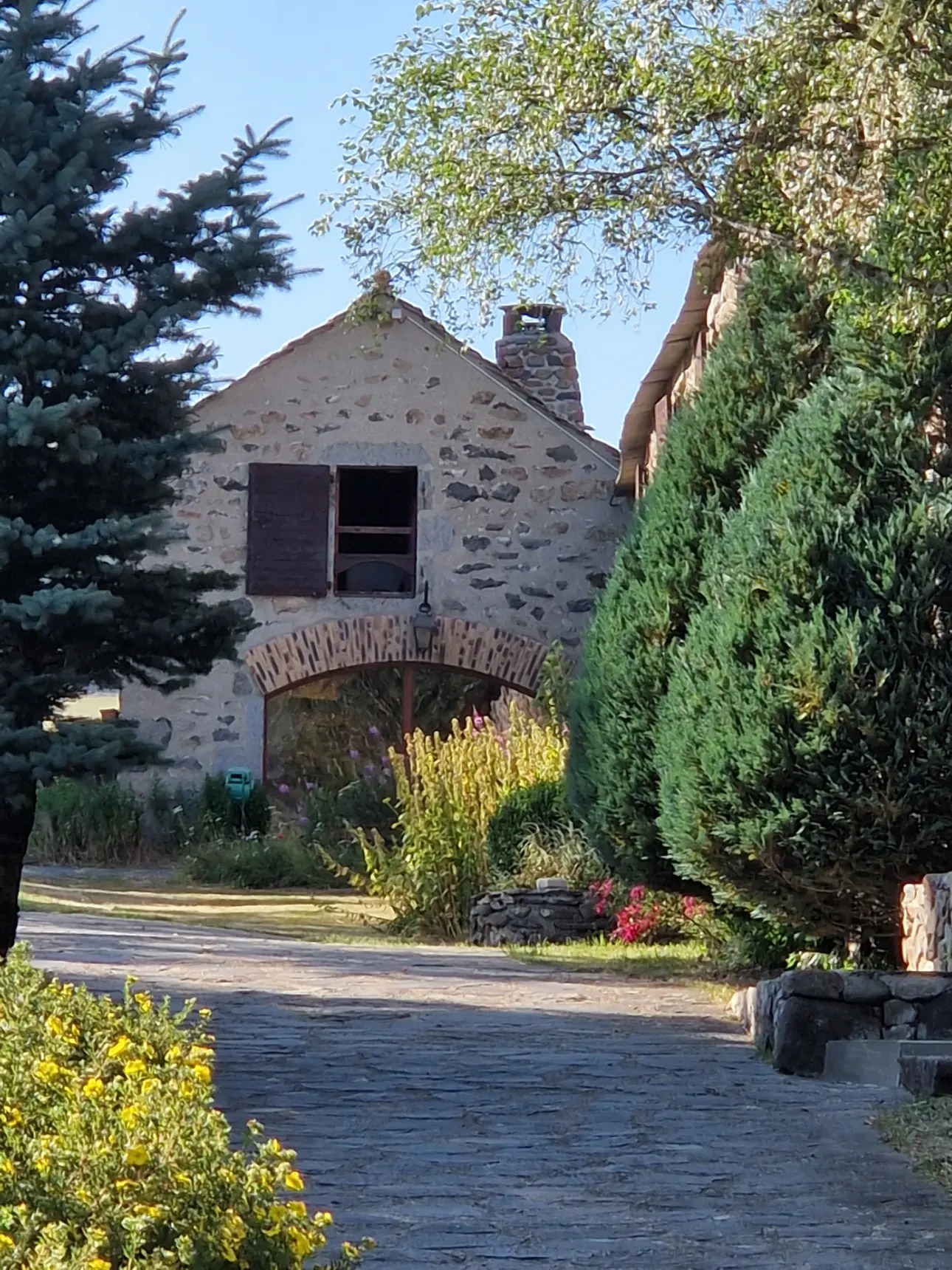 Photos 10 - Touristique - Propriété d'Exception dans le Parc Naturel Régional des Monts d'Ardèche Haute-Loire.