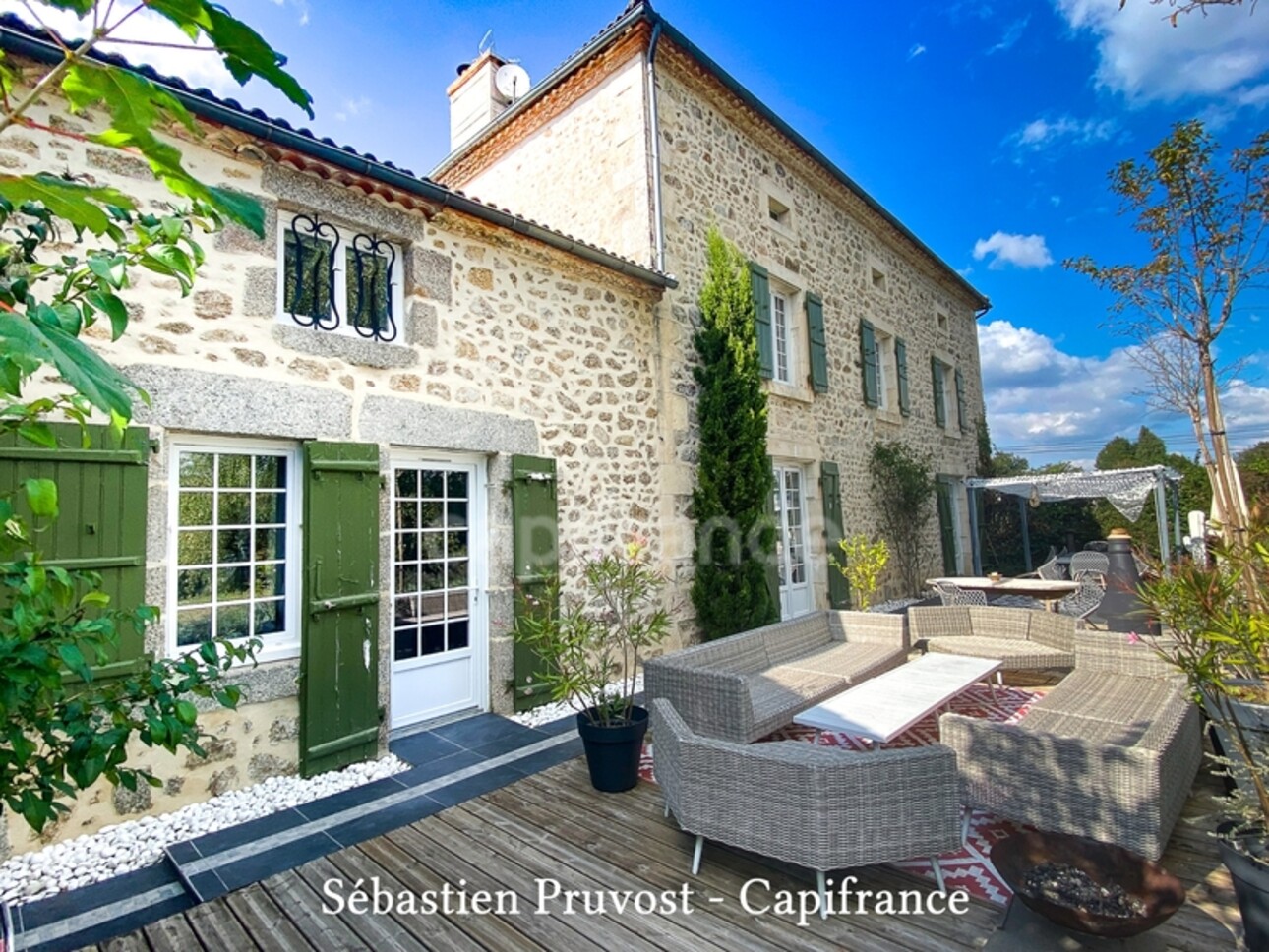 Photos 2 - Prestigious - Dordogne (24) - Property for sale 9 rooms AUGIGNAC, land 8,900 m², 300 m² living space, swimming poo