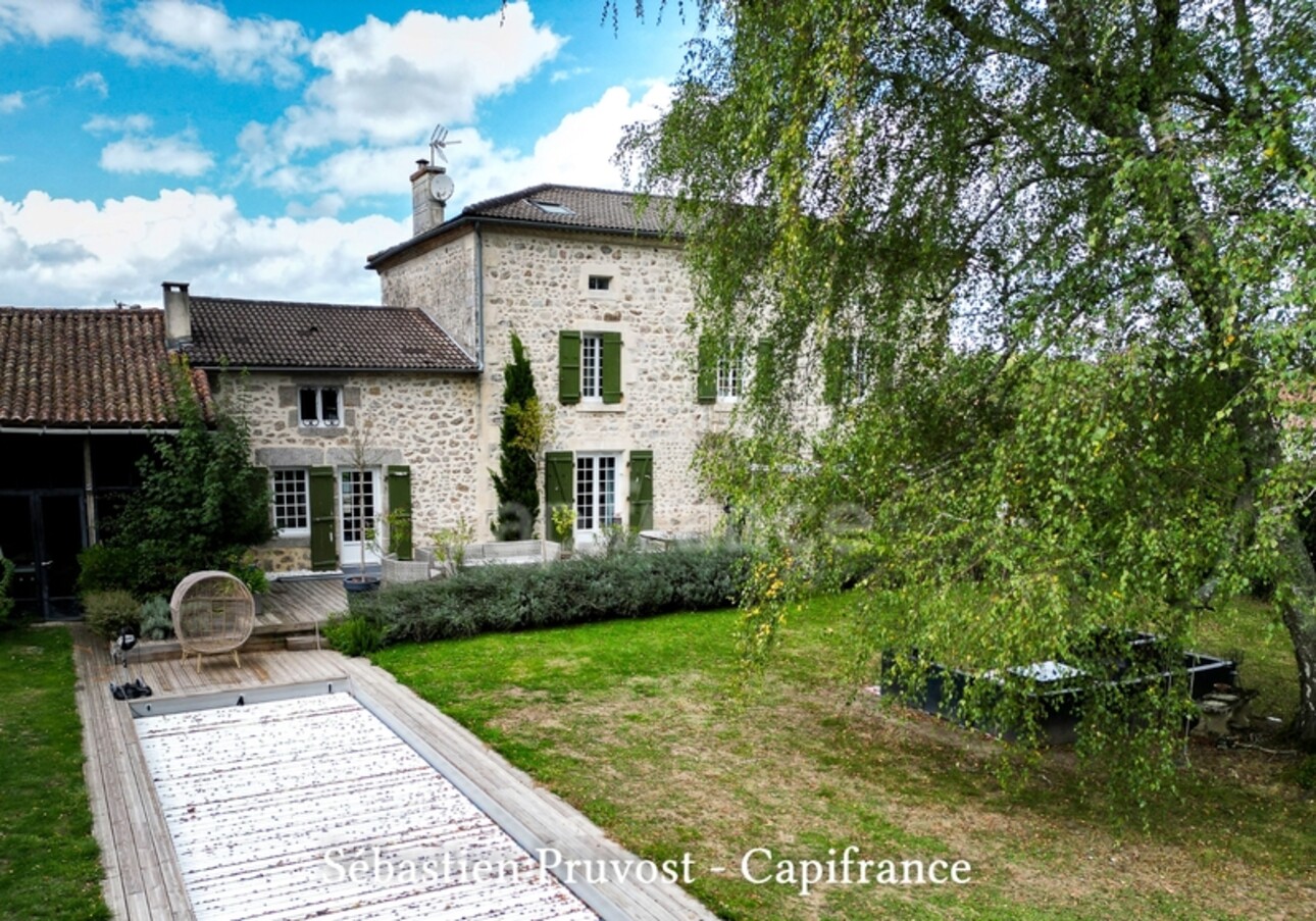 Photos 27 - Prestigious - Dordogne (24) - Property for sale 9 rooms AUGIGNAC, land 8,900 m², 300 m² living space, swimming poo