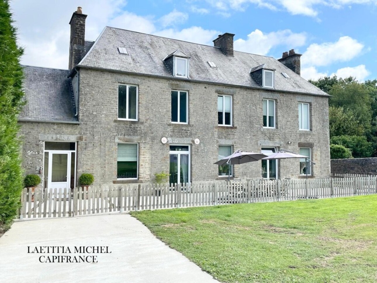 Photos 2 - Prestige - Propriété à vendre avec maison de Maître 9 pièces SAINT PIERRE LA VIEILLE (14)