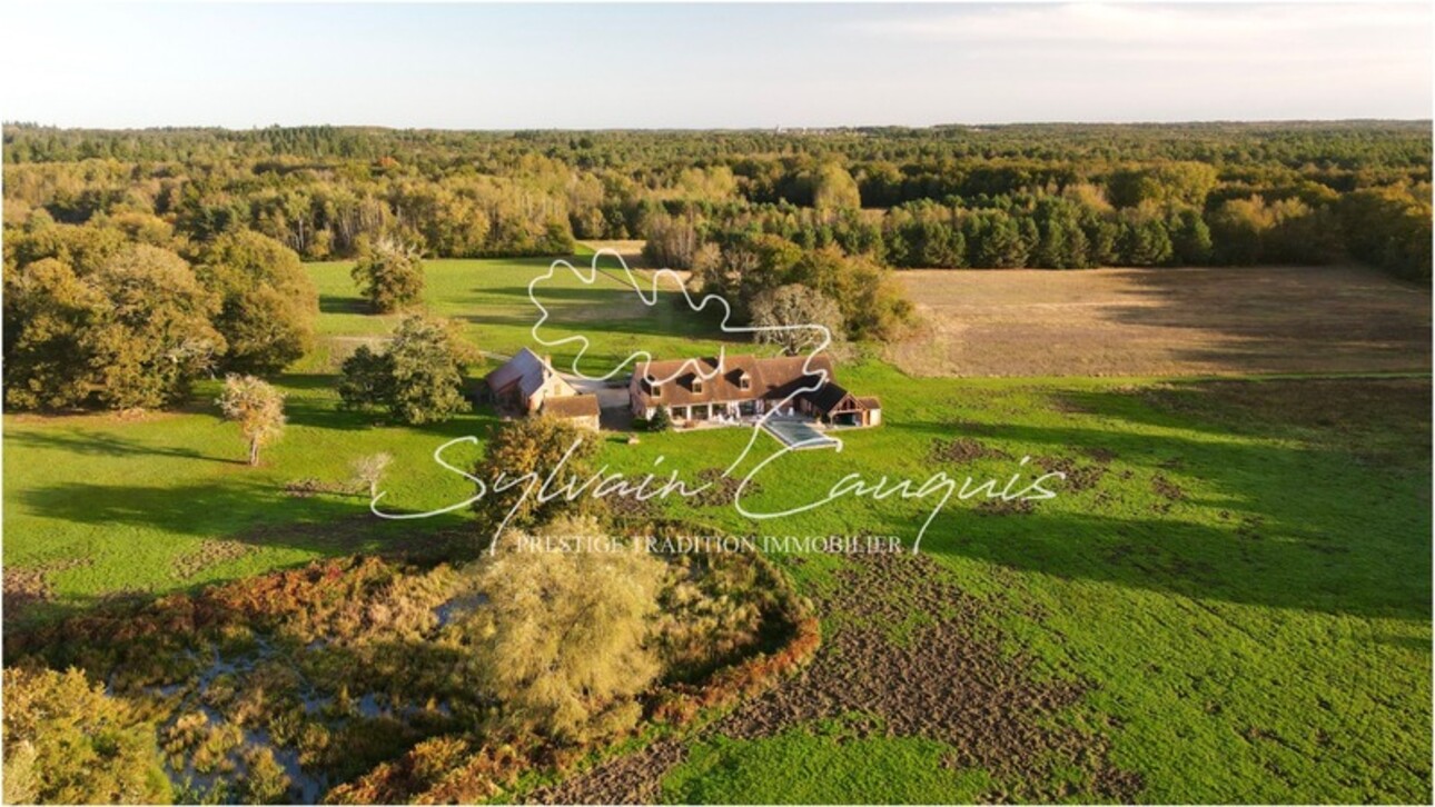 Photos 1 - Forestière - Domaine de Chasse à vendre  - 185 ha - 3 étangs - Maison 6 pièces - Rendez vous de Chasse - Grange