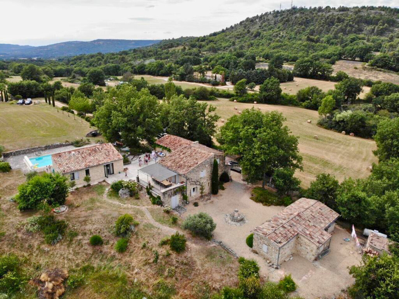 Photos 13 - Prestige - Propriété avec piscine et jardin