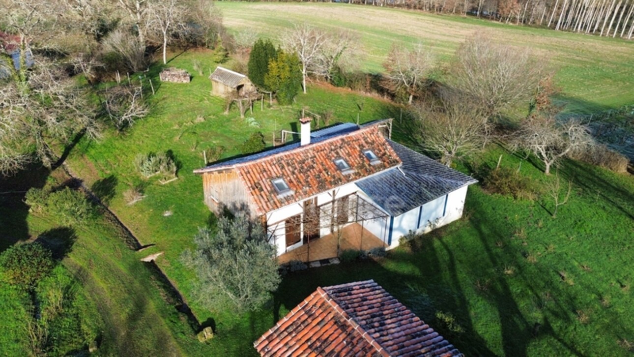 Photos 1 - Prestige - Dpt Gers (32), à vendre NOGARO proche, ancienne METAIERIE de 130m2 sur 1.3 ha avec bâtiment de 100 m2 aménageable , bois, AU CALME ! sans nuisance