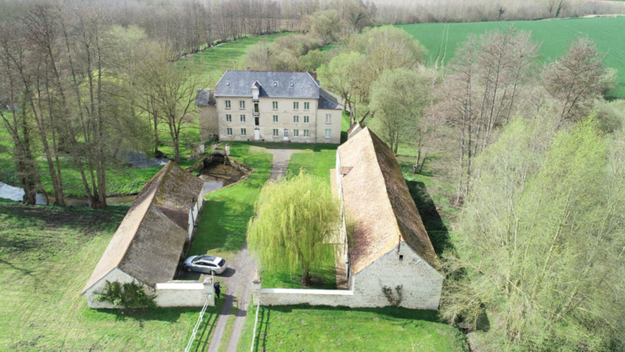 Photos 1 - Equestrian - A vendre beau moulin de plus de 300 m2 habitables avec dépendances sur un parc de 4 hectares