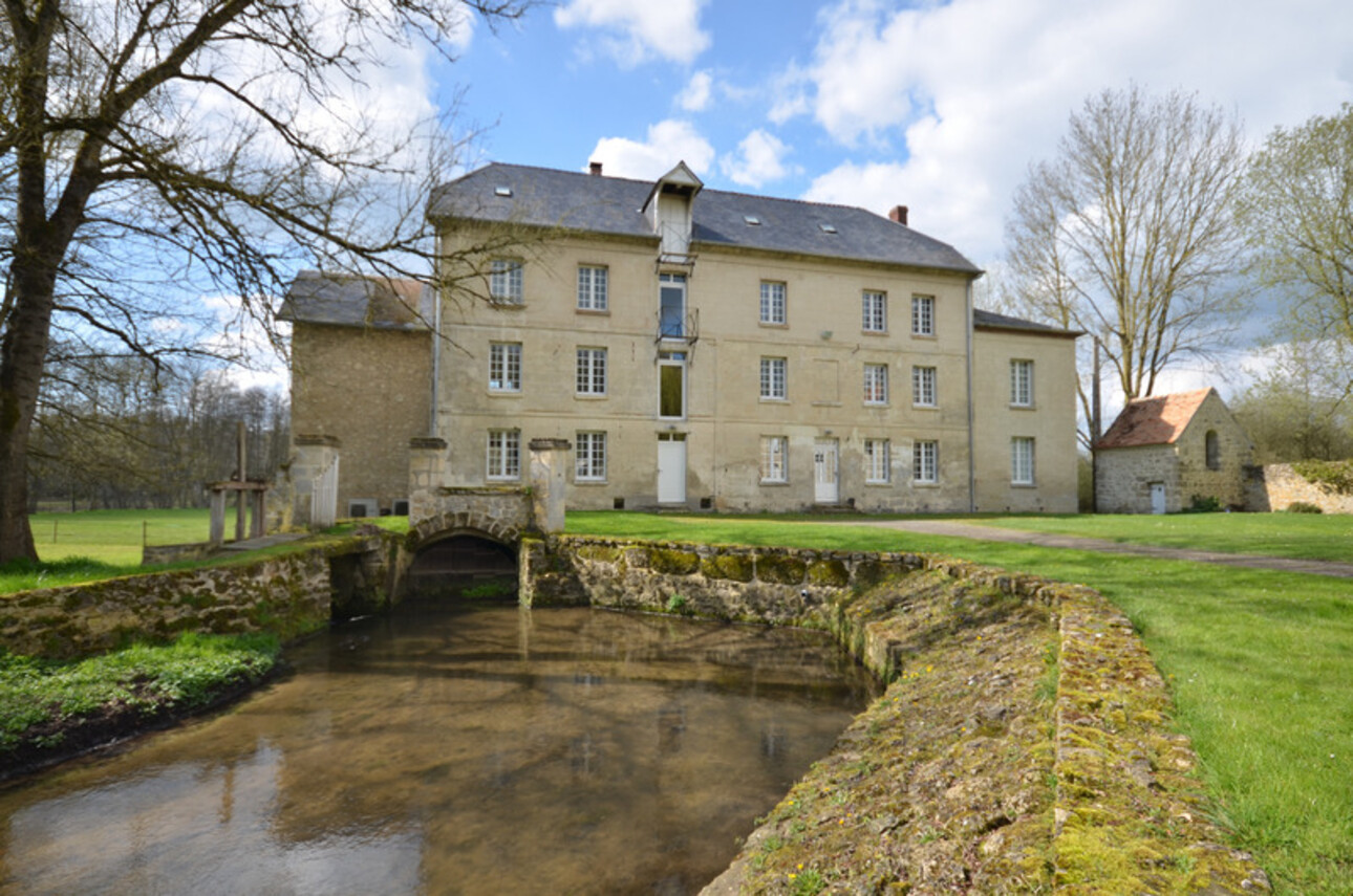 Photos 2 - Equestrian - A vendre beau moulin de plus de 300 m2 habitables avec dépendances sur un parc de 4 hectares