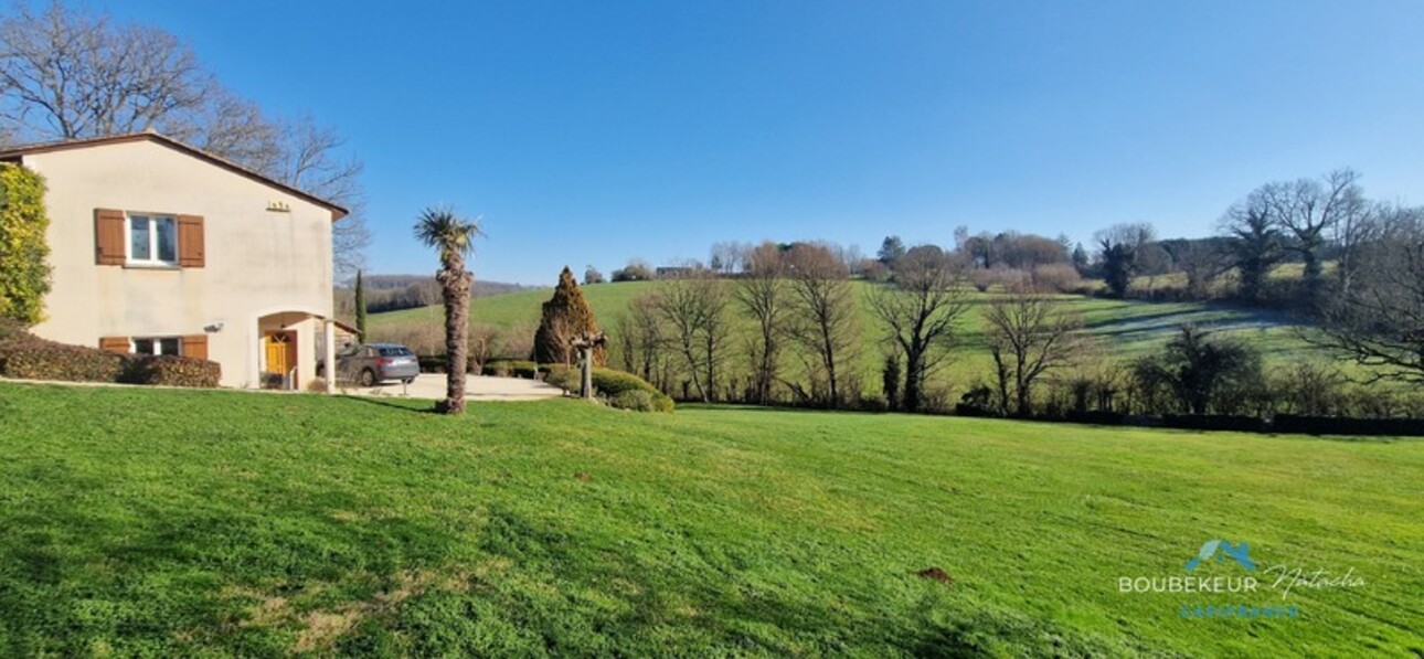 Photos 22 - Tourist - Property in Beaumontois-en-Périgord (24): renovated house 7p 190 m2, cottage m2, commercial premises