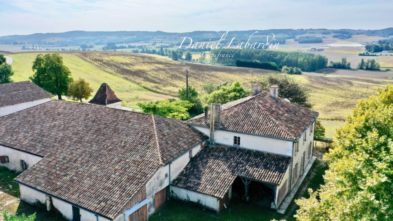 Photos 21 - Touristique - Dpt Lot et Garonne (47), à vendre proche de TONNEINS propriete P9 de 283 m² - Terrain de 18 348,00 m²