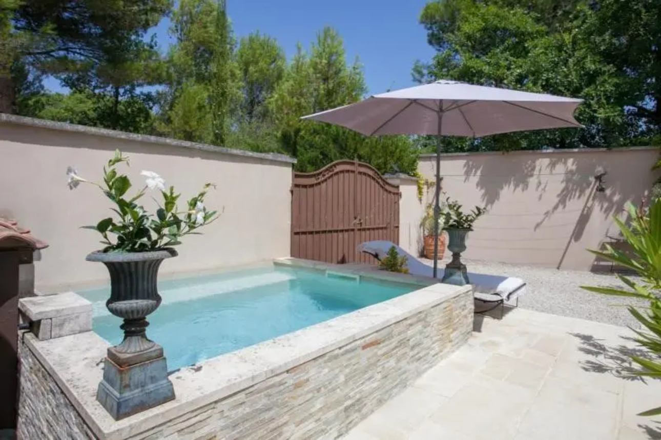 Photos 13 - Prestige - Maison d'hôtes de charme climatisée a vendre au coeur du Luberon