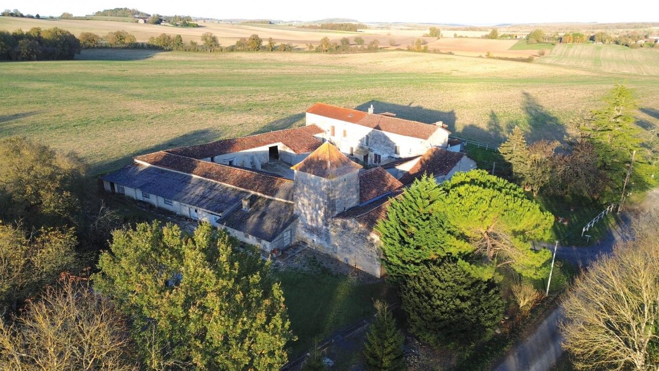 Photos 1 - Touristique - Maison de caractère