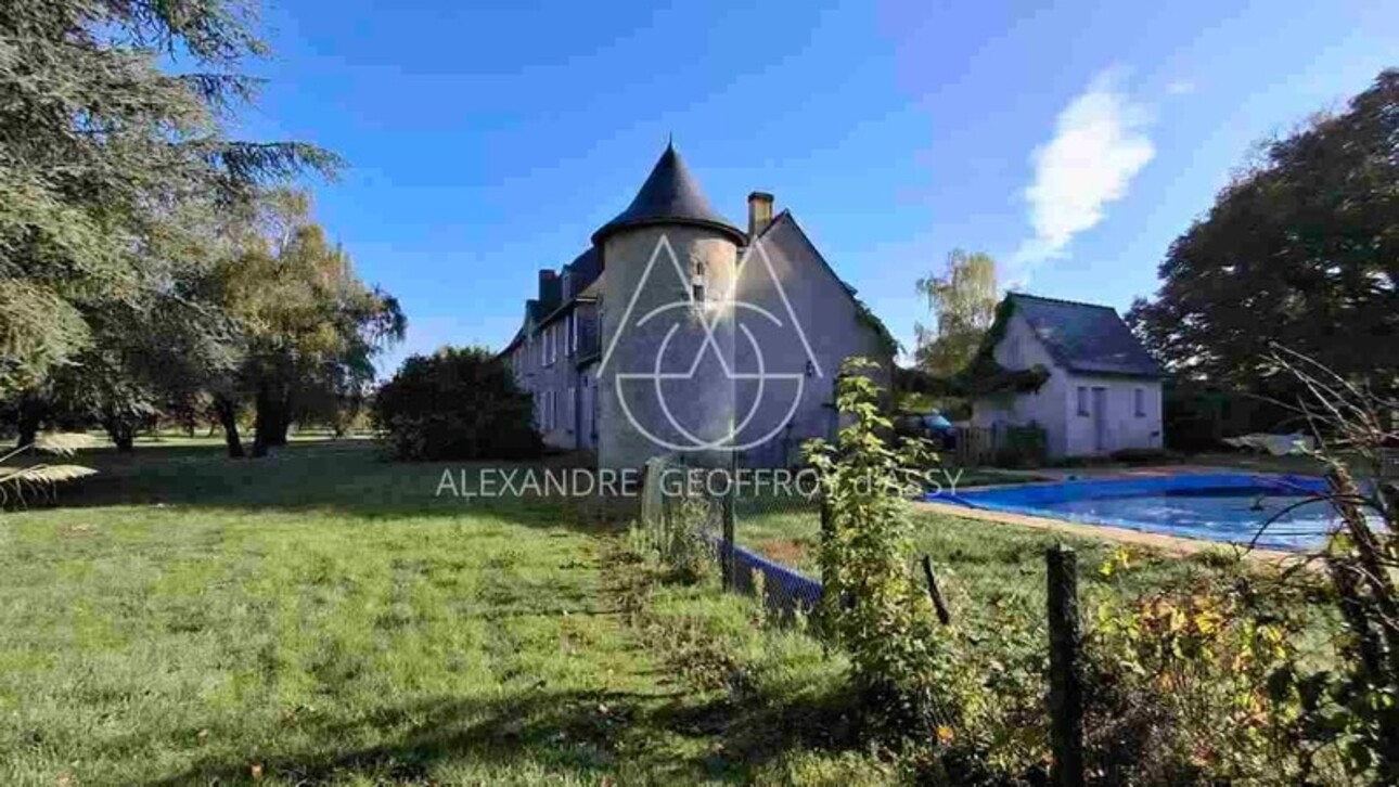 Photos 6 - Prestigious - 15th and 18th century MANOR HOUSE 15 minutes from TOURS with 90 hectares in one piece