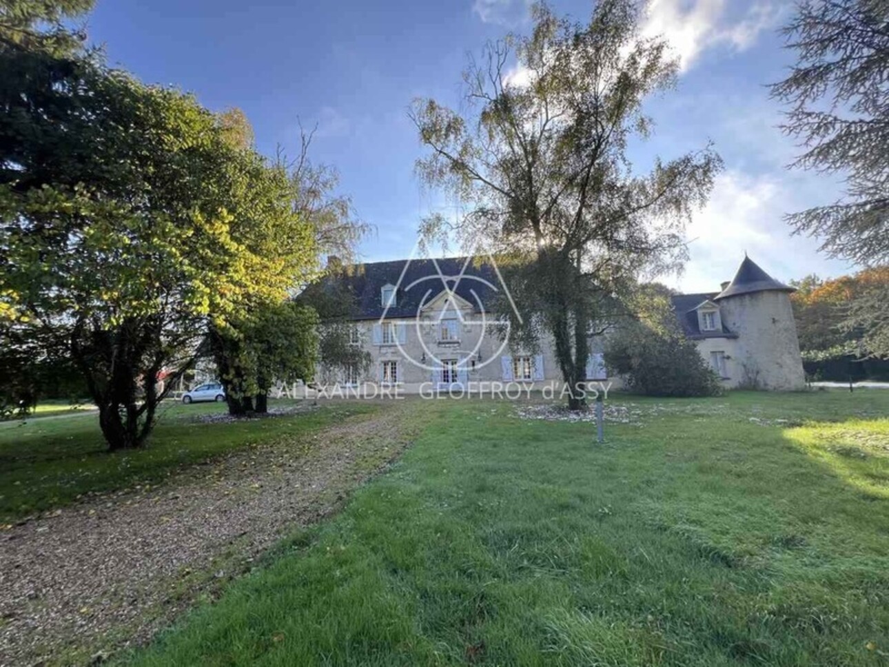 Photos 9 - Prestigious - 15th and 18th century MANOR HOUSE 15 minutes from TOURS with 90 hectares in one piece