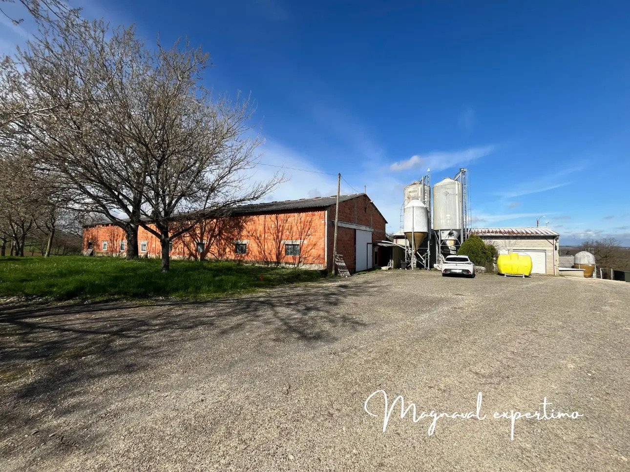 Photos 2 - Agricole - Ideal jeune éleveur passionné, affaire à saisir atelier 440 Veaux de boucherie Tarn et Garonne