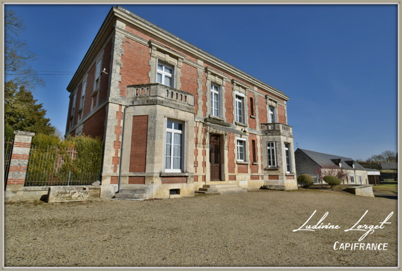 Photos 1 - Prestige - Propriété à vendre Au nord de Soissons (02200) (14km) - Corps de ferme - maison bourgeoise 335 m² habitables - 6 chambres - sous-sol total –Dépendances – Garages – Hangars- Terrain 1,22 hectare