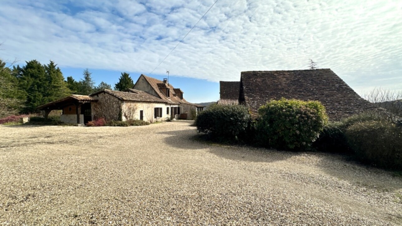 Photos 3 - Touristique - Propriété à vendre 10 pièces proche de BERGERAC (24), gîtes, étang, piscine 8 hectares