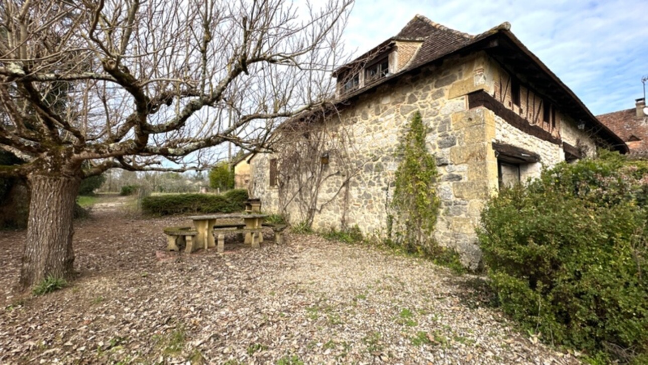 Photos 30 - Touristique - Propriété à vendre 10 pièces proche de BERGERAC (24), gîtes, étang, piscine 8 hectares