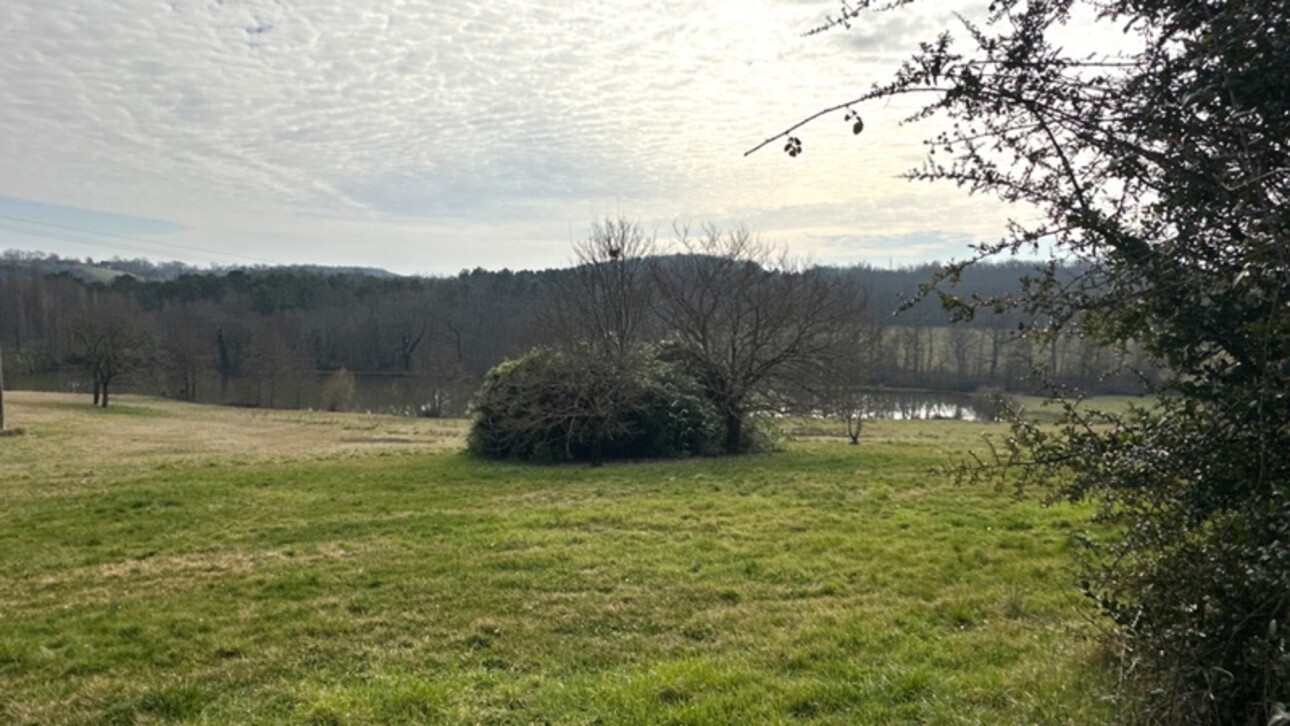 Photos 42 - Touristique - Propriété à vendre 10 pièces proche de BERGERAC (24), gîtes, étang, piscine 8 hectares