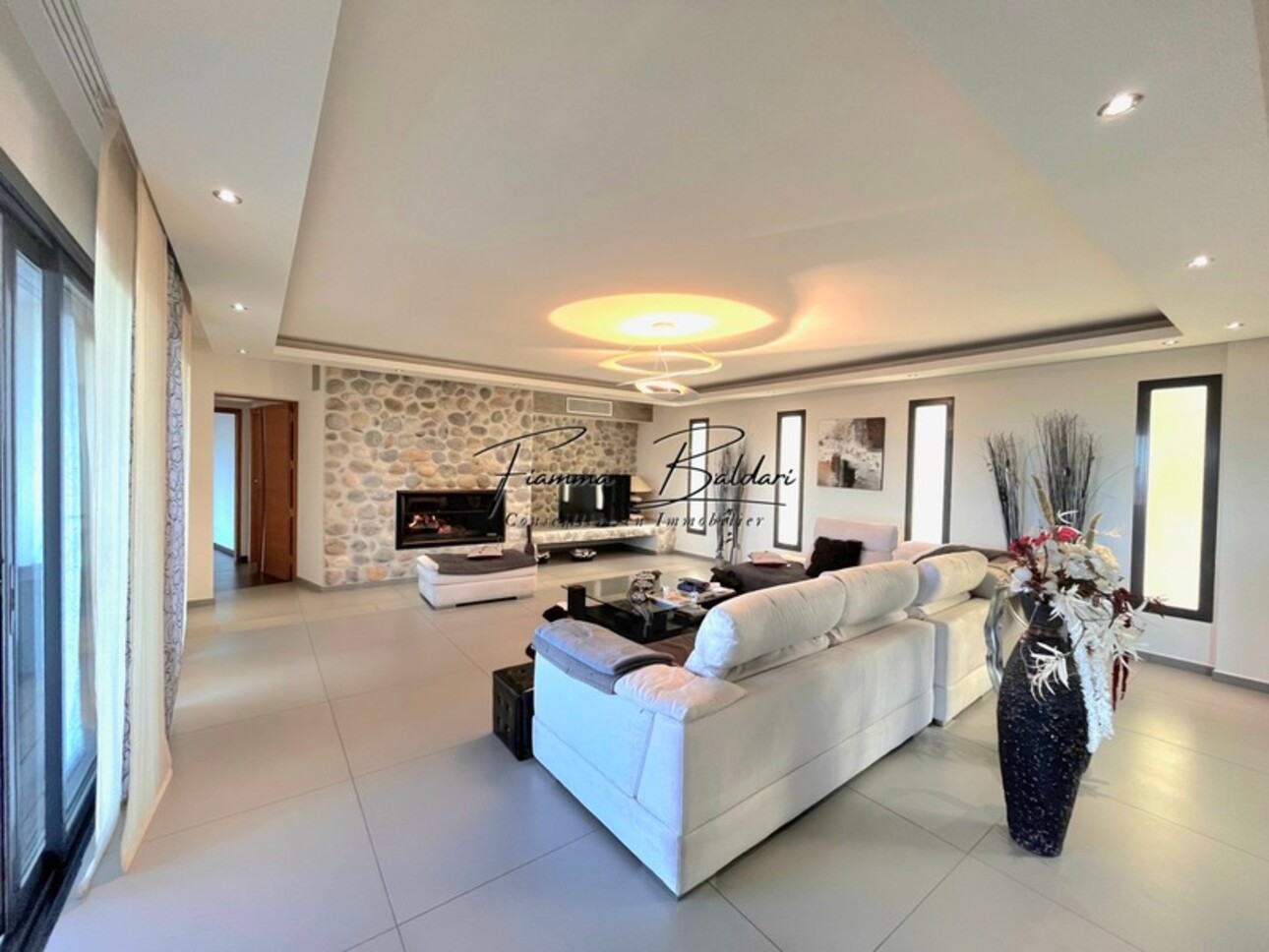 Photos 25 - Prestige - PROPRIÉTÉ, HAUTE-CORSE (20), A VENDRE PENTA DI CASINCA, FOLELLI, VILLA DE 225 m², TERRAIN DE 4 116 m², VUE MER, SANS VIS-A-VIS