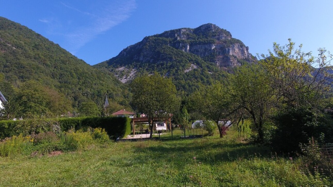 Photos 16 - Land - Terrain de loisir à vendre  CHALEY (01) 204 m² avec carport