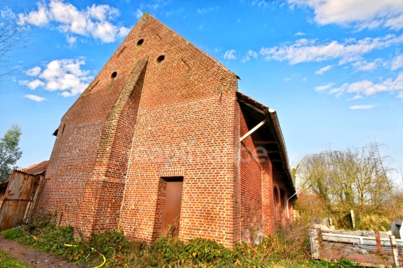 Photos 1 - Touristique - Grange de 250m² à rénover sur terrain de 2.200m² à Mouvaux