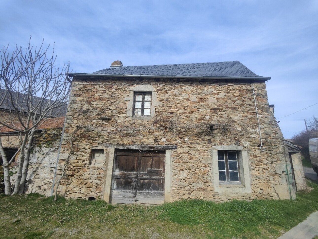 Photos 3 - Tourist - Farm with outbuildings