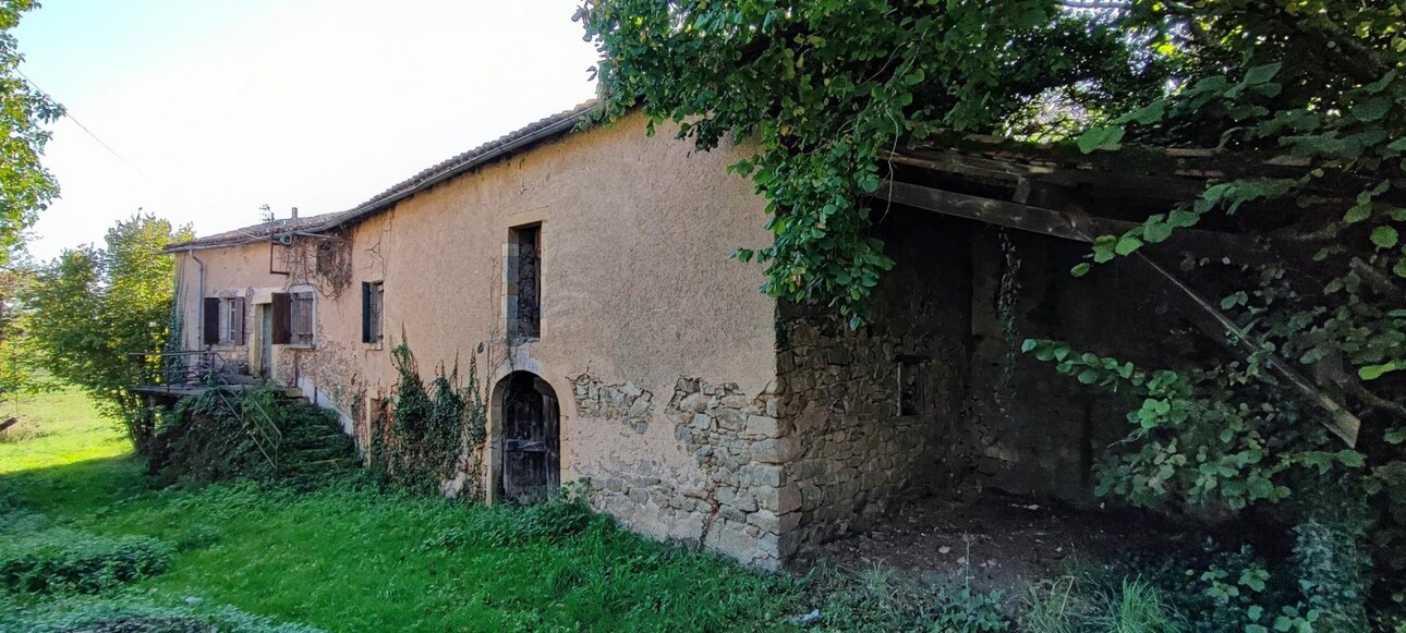 Photos 1 - Tourist - Farm with outbuildings