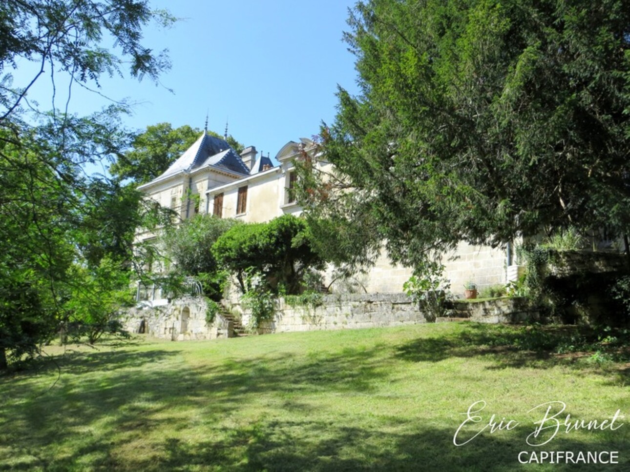 Photos 16 - Prestige - Ancien Château Viticole avec ses dépendances