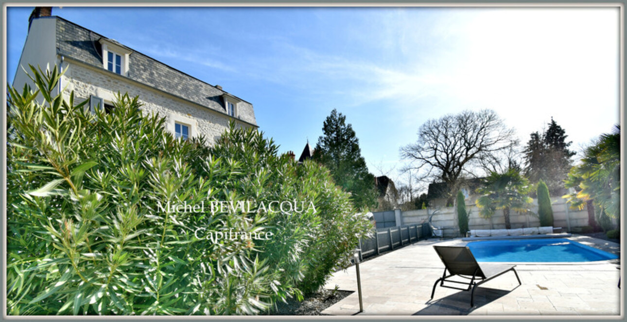 Photos 2 - Prestigious - NEVERS (58) town center, 12-room property, 265 m² living space, 8 bedrooms, large annexes, swimming