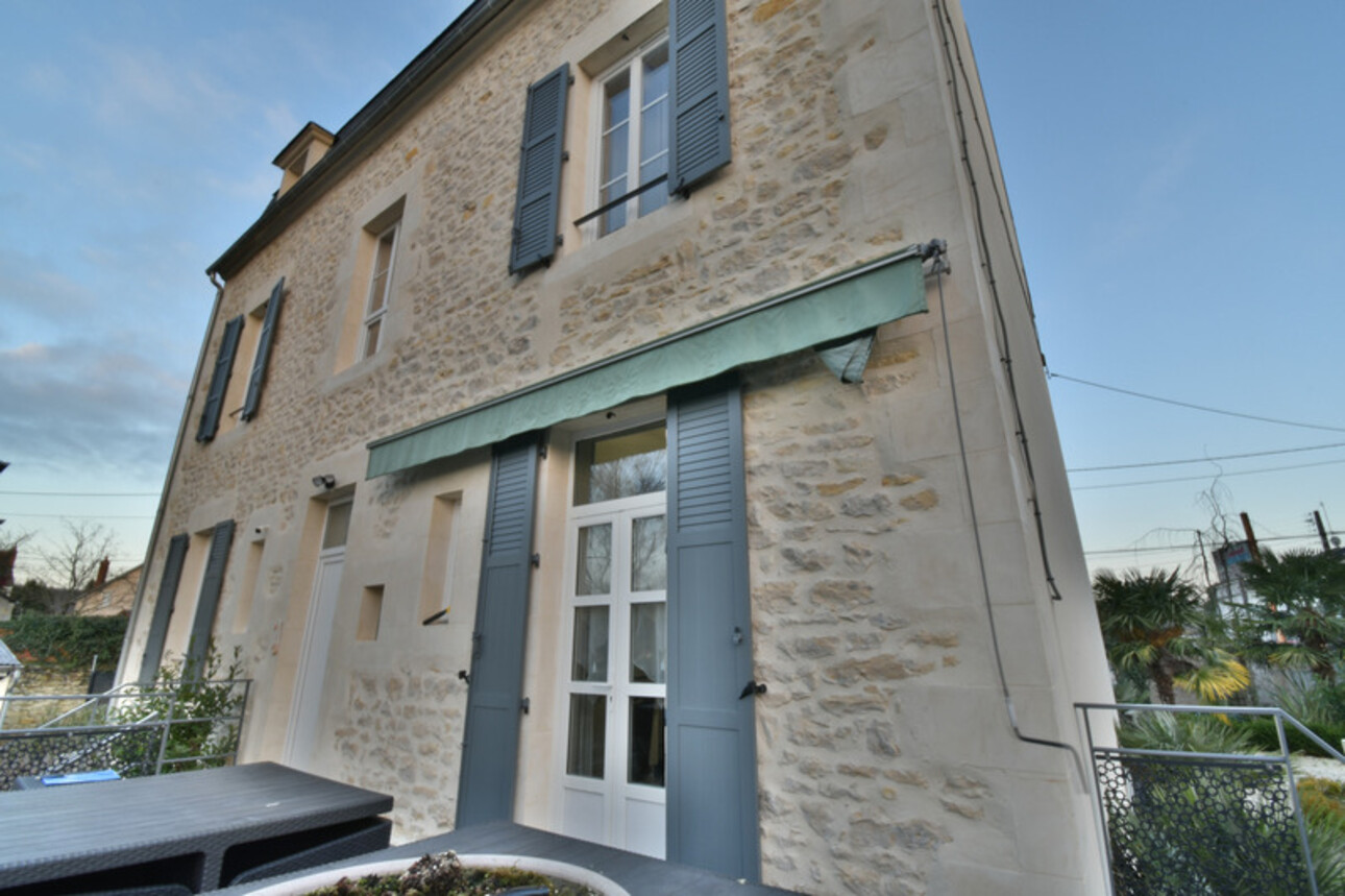 Photos 11 - Prestigious - NEVERS (58) town center, 12-room property, 265 m² living space, 8 bedrooms, large annexes, swimming