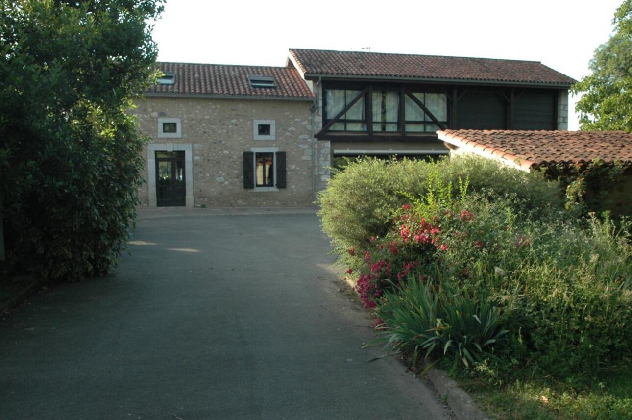 Photos 19 - Equestrian - Farm with outbuildings